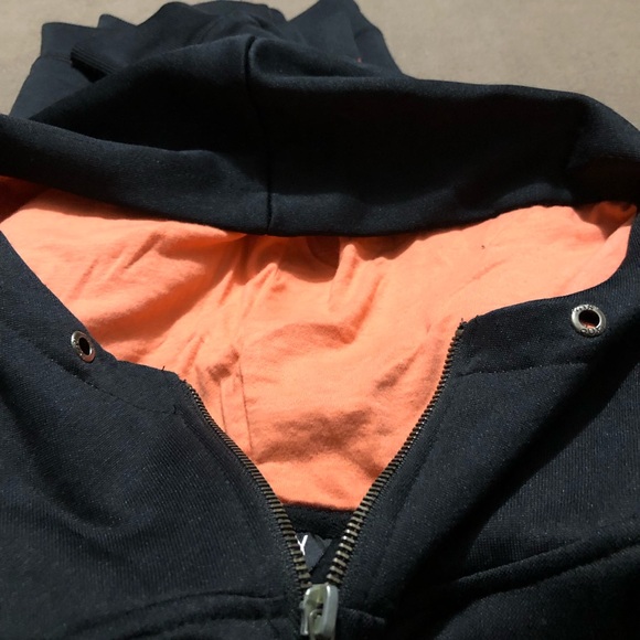 Roxy zip front hoodie. Size small. Black / multi coloured logo - Picture 6 of 9